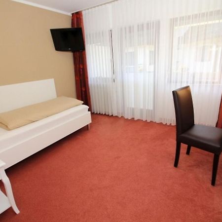 Hotel Garni Cafe Raepple Бад-Петерсталь-Грисбах Экстерьер фото